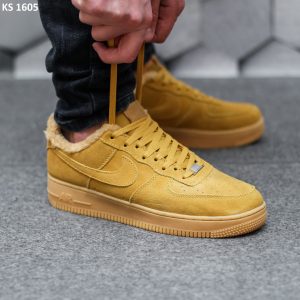 Кросівки Nike Air Force 1 07 Mid LV8 Sandy (пісочні) ЗИМА