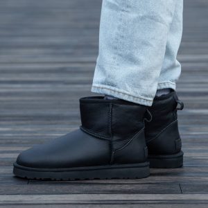 UGG Mini Black Leather