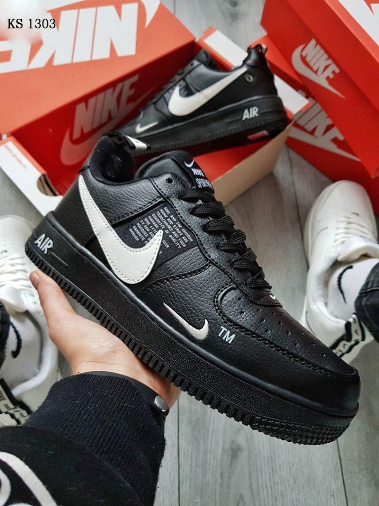 Кросівки Nike Air Force 1 07 Mid LV8 Low Black (чорні) ЗИМА