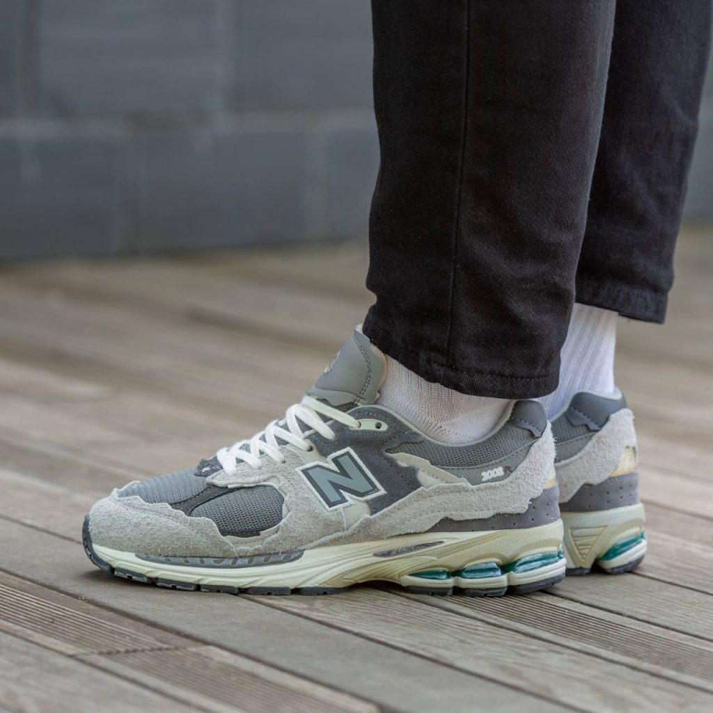 New Balance 2002R Protection Pack  «Rain Cloud»