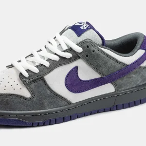 SB Dunk Low Purple Pigeon