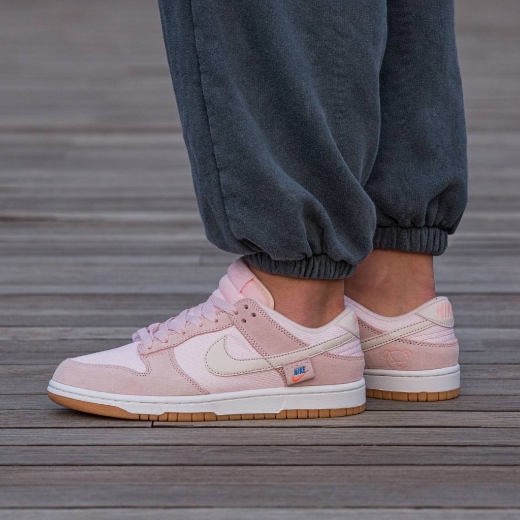 Nike Sb Dunk Low Pink