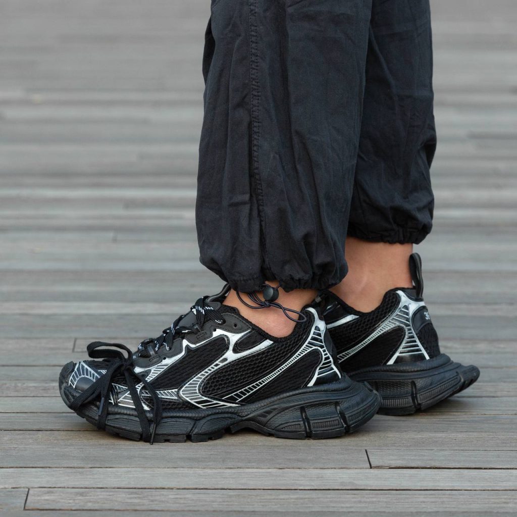 Balenciaga 3XL Black