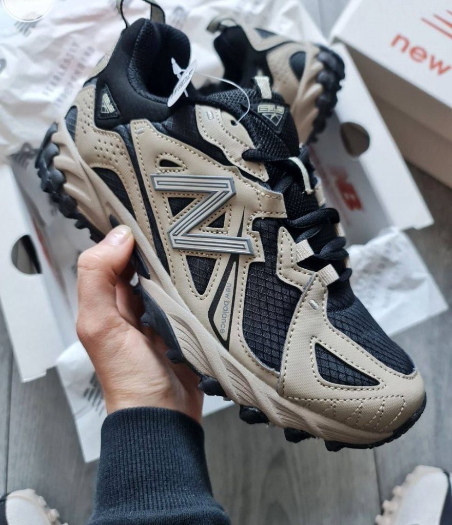 Кросівки New Balance 610 Gold Black (чорно/золоті)