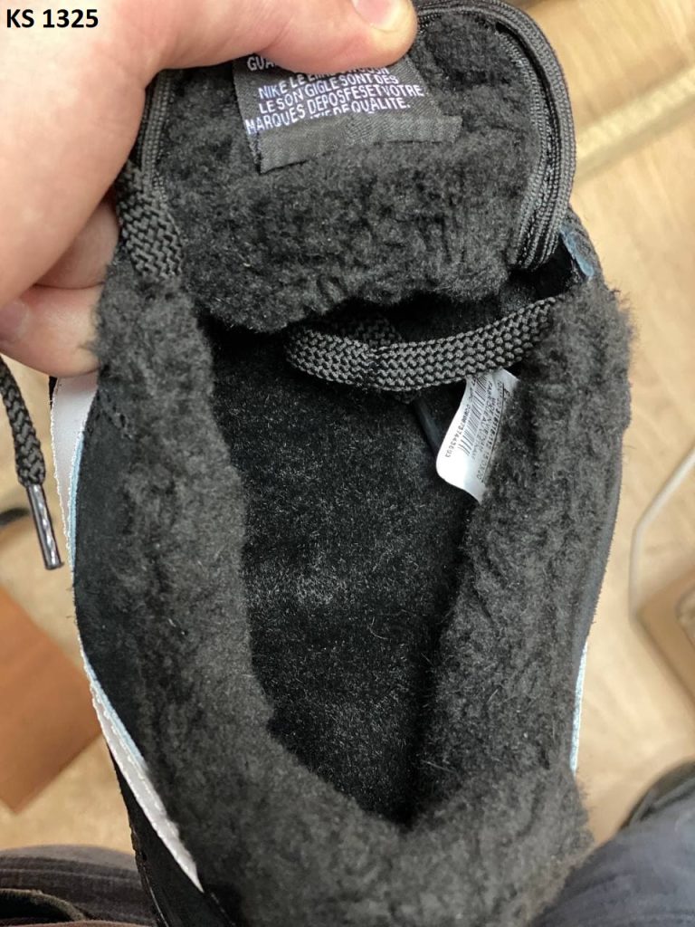 Кросівки Nike Air Force 1 07 Mid LV8 Black and White (чорно/білі) ЗИМА