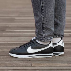 Nike Cortez Black White