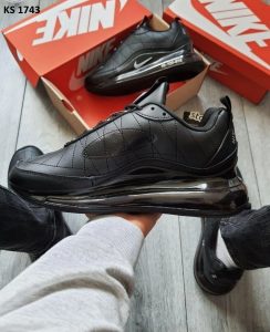 Nike Air Max 720-818 (чорні)