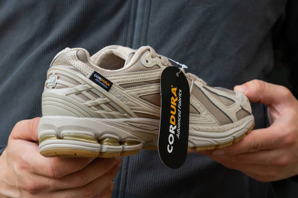 New Balance 1906 R x Cordura  “DESERT TAN”