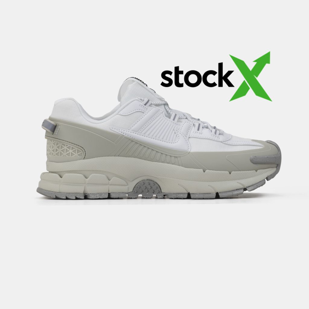 Nike Vomero Roam White Beige