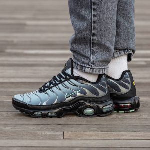 Nike Air Max TN Plus Black Mint