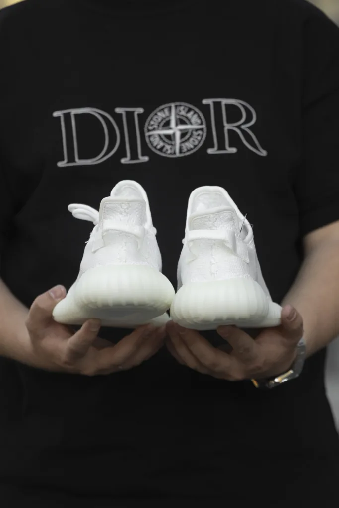 Adidas Yeezy Boost 350 Triple White