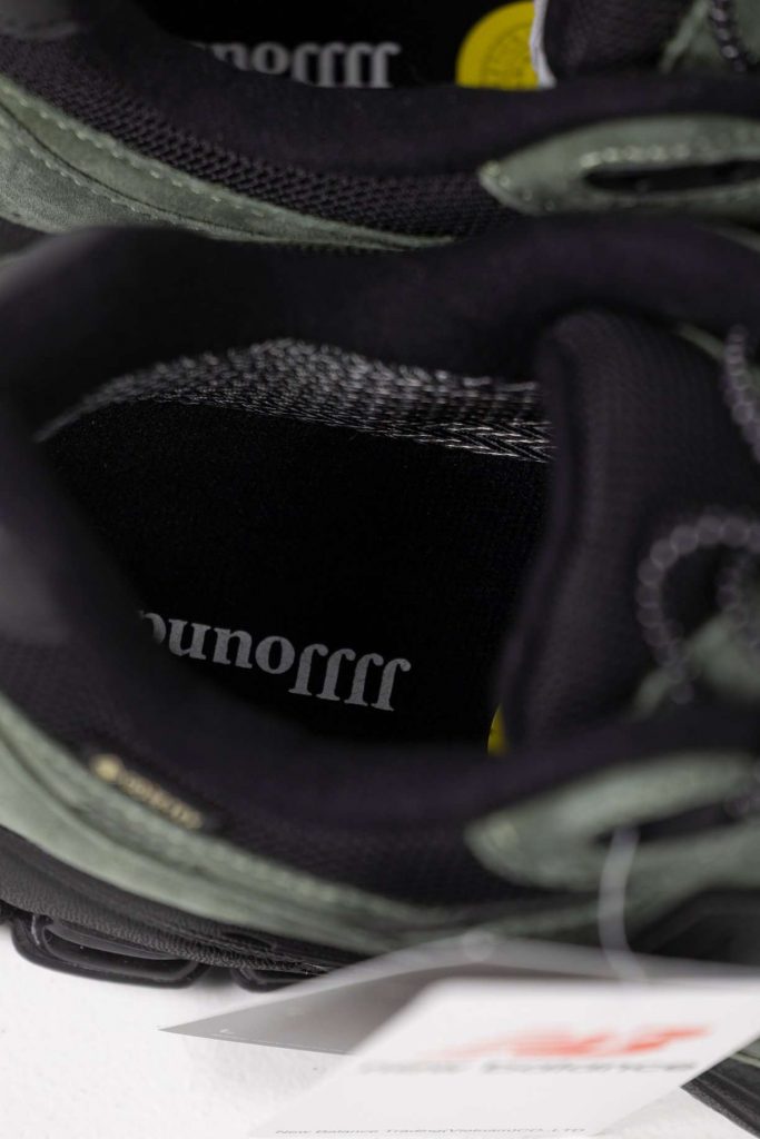 New Balance 2002R Green Black Gore-Tex