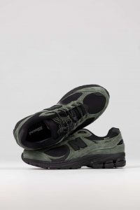 New Balance 2002R Green Black Gore-Tex