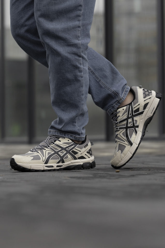 Asics Gel Kahana 8 Gore-Tex Beige