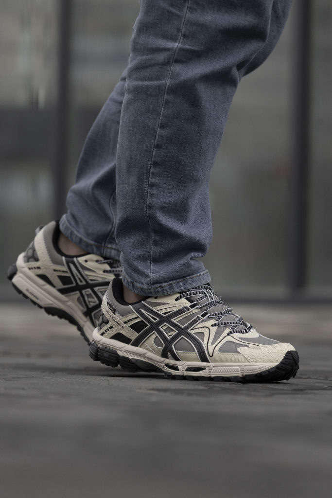 Asics Gel Kahana 8 Gore-Tex Beige