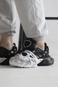 Adidas Vento XLG Deluxe Black White