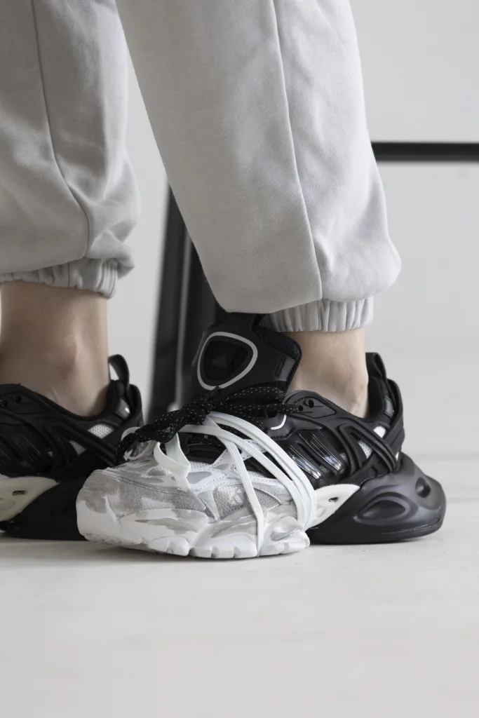 Adidas Vento XLG Deluxe Black White