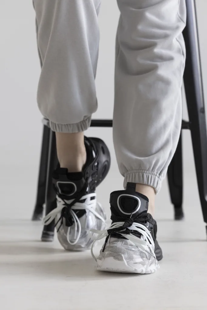 Adidas Vento XLG Deluxe Black White