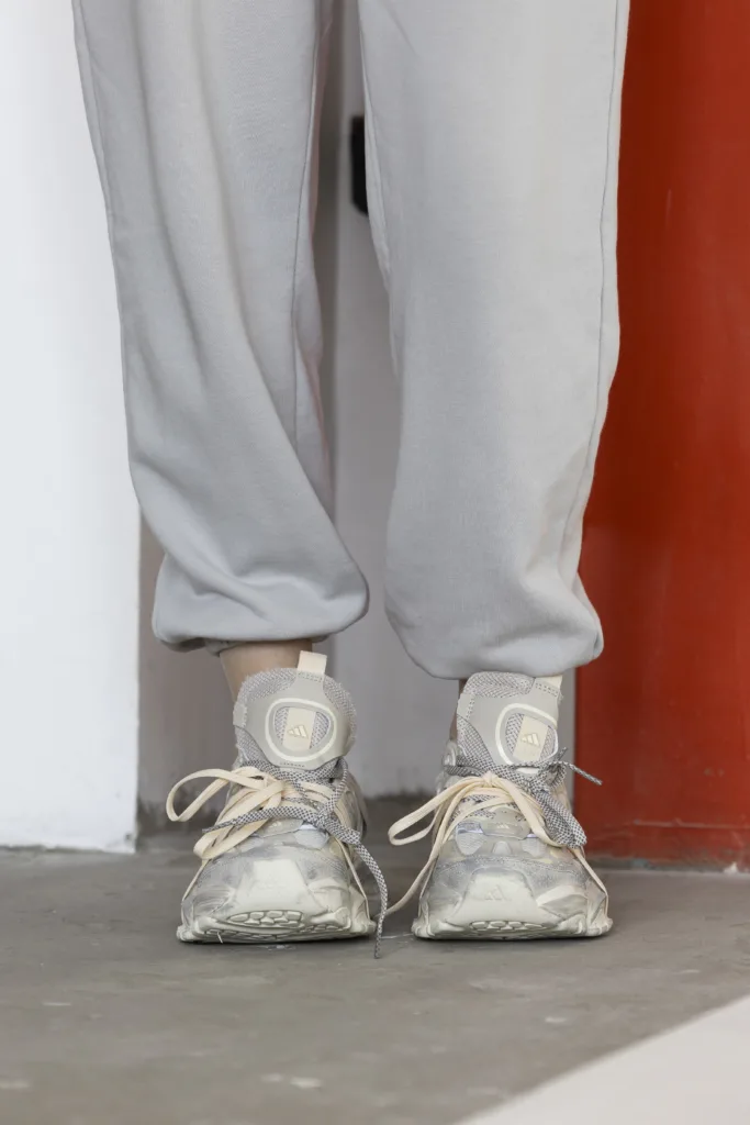 Adidas Vento XLG Deluxe Beige Grey