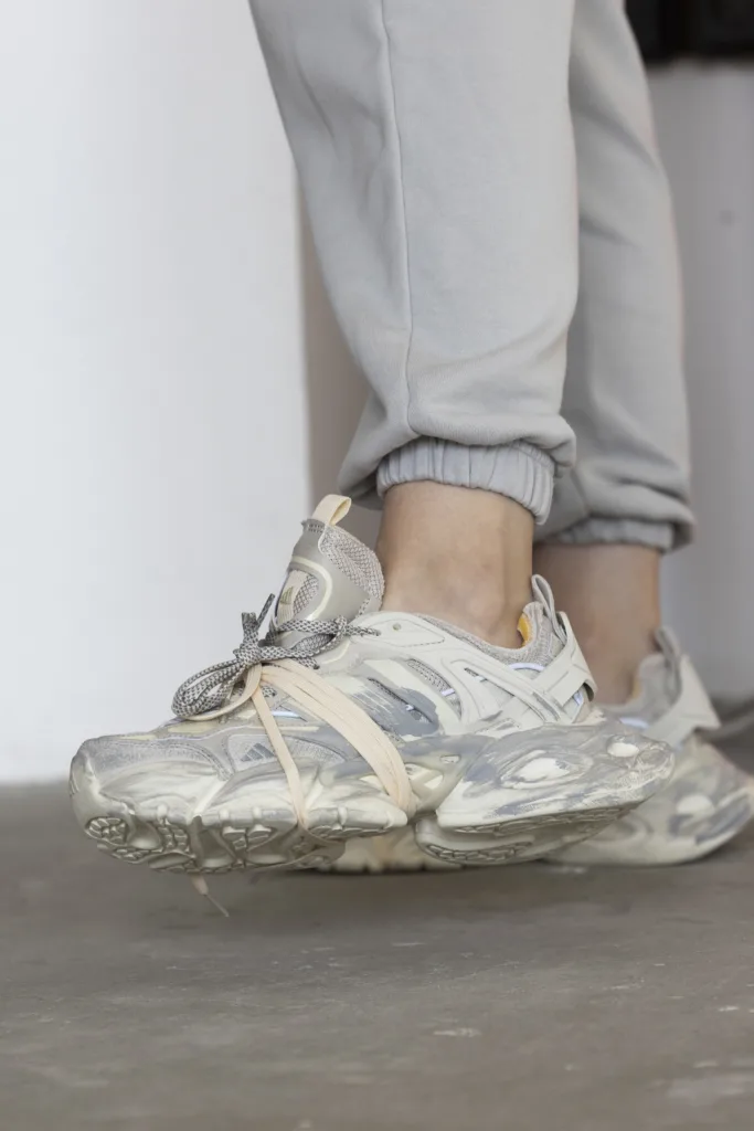 Adidas Vento XLG Deluxe Beige Grey