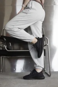 Adidas Yeezy 350 Black Рефлективні шнурки