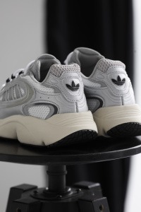 Adidas Ozmillen White Beige