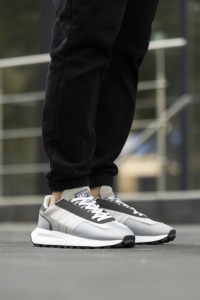 Adidas Retropy