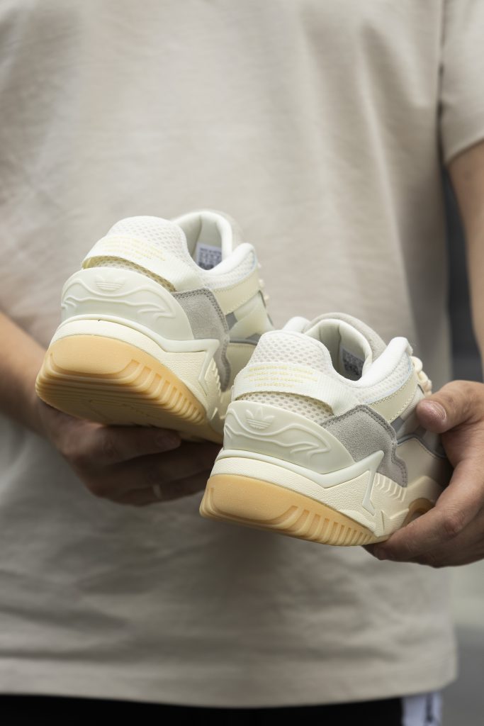 Adidas NITEBALL 2.0 LIGHT BEIGE