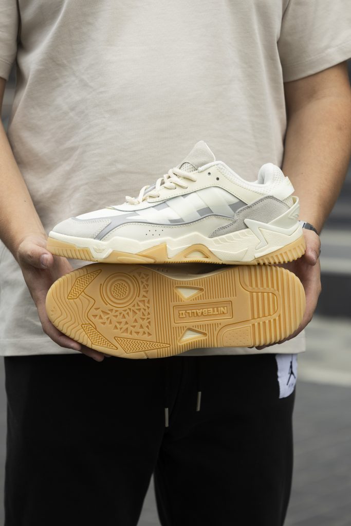 Adidas NITEBALL 2.0 LIGHT BEIGE