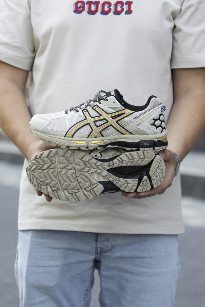 Asics Gel-Kahana Beige Gold Black