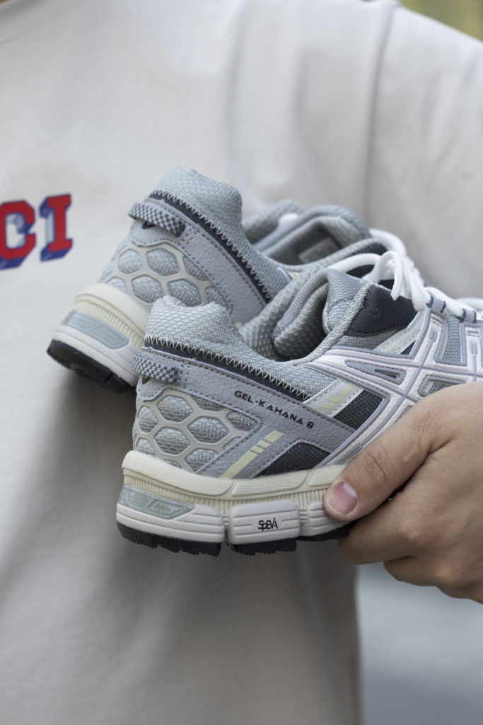 Asics Gel Kahana 8 WMNS Grey Silver