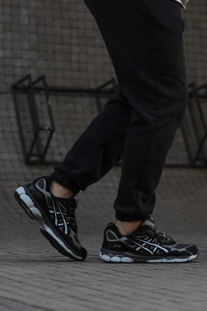 Asics Gel-NYC Black Blue