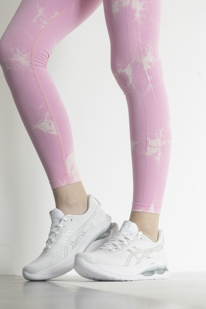 Asics Gel-Kinsei Max white