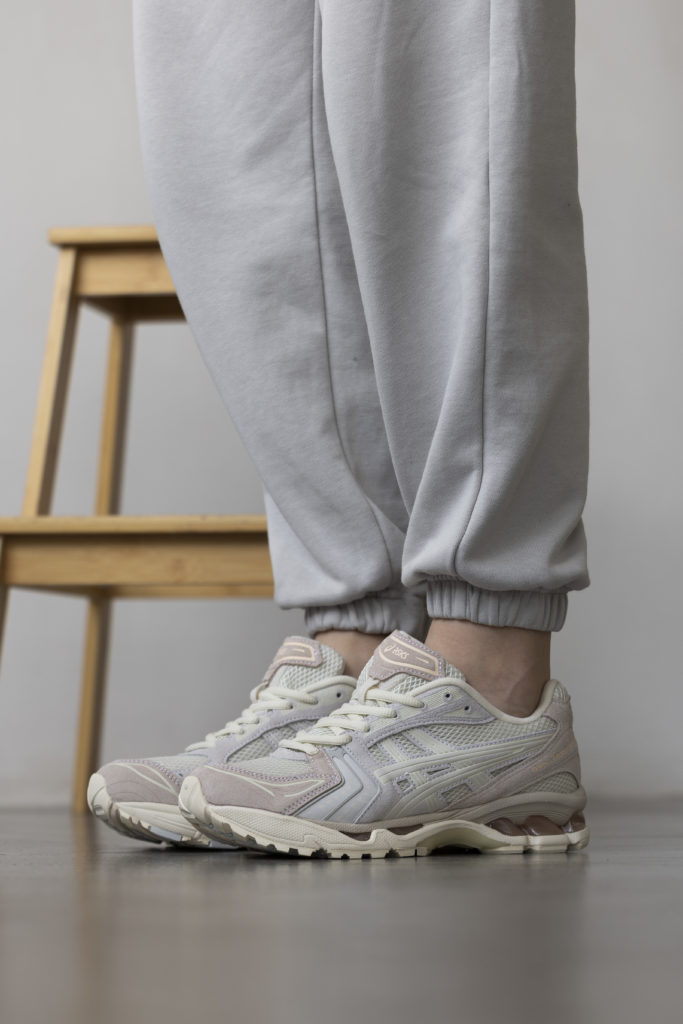 Asics Gel-Kayano 14 Pink