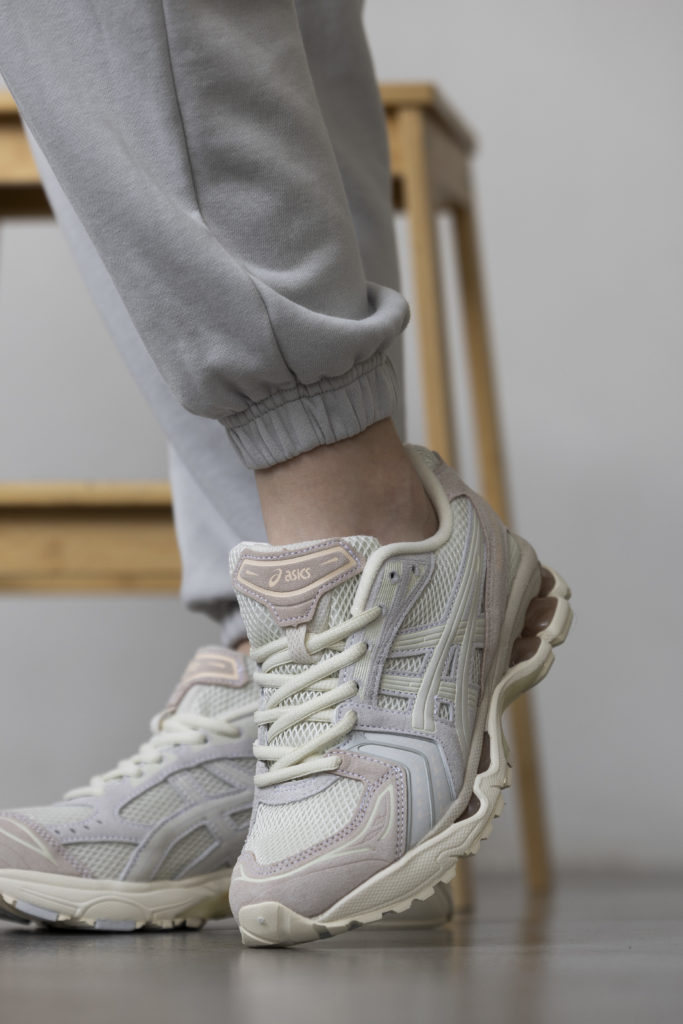 Asics Gel-Kayano 14 Pink