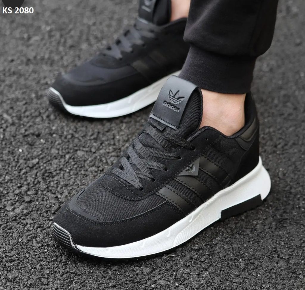 Кросівки Adidas Black and White (чорно/білі)