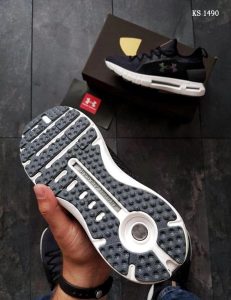 Under Armour Hovr (чорно/білі)