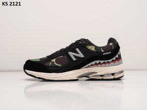 BAPE X New Balance 2002R (чорно/зелені)