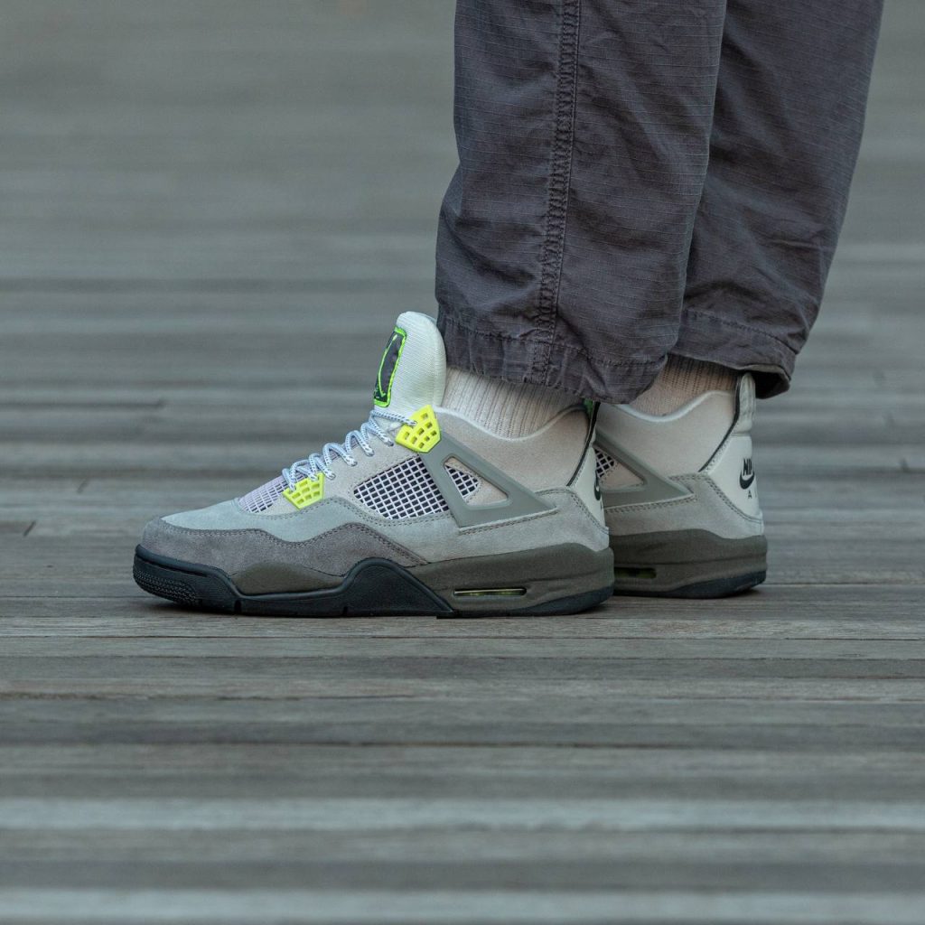 Air Jordan Retro 4 Grey  Green