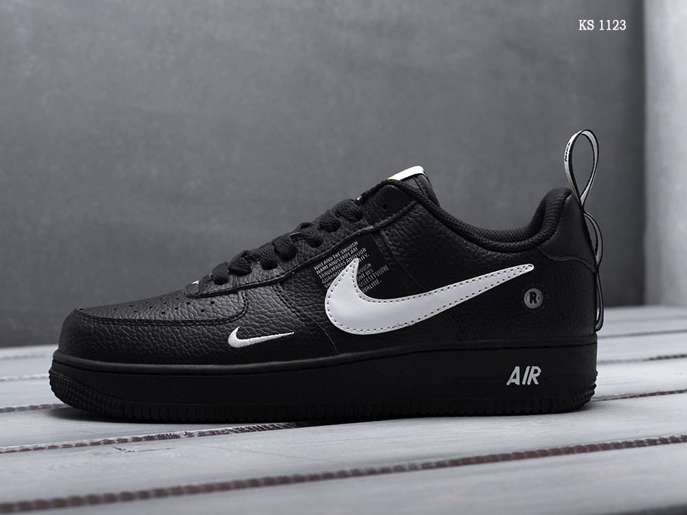 Кросівки Nike Air Force 1 LV8 Black (чорні)