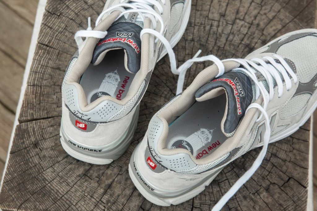 New Balance  990 v3 WhiteGrey