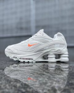 Nike Shox Ride 2 SP x Supreme Beige