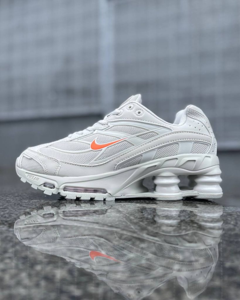 Nike Shox Ride 2 SP x Supreme Beige