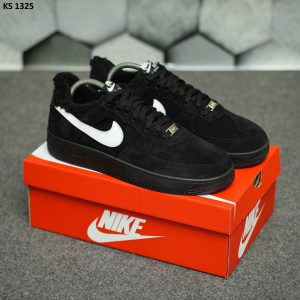 Кросівки Nike Air Force 1 07 Mid LV8 Black and White (чорно/білі) ЗИМА