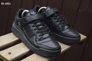 Adidas Forum (чорні)