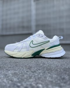 Nike V2K Runtekk White