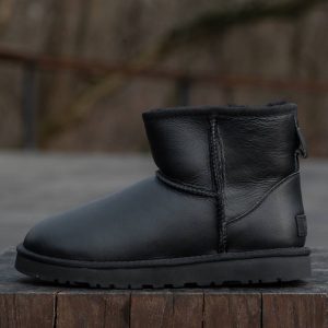 UGG Mini Black Leather