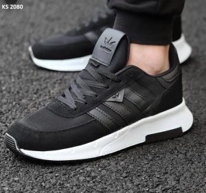 Кросівки Adidas Black and White (чорно/білі)