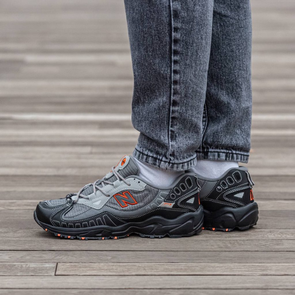 New Balance 703 Black Grey Orange