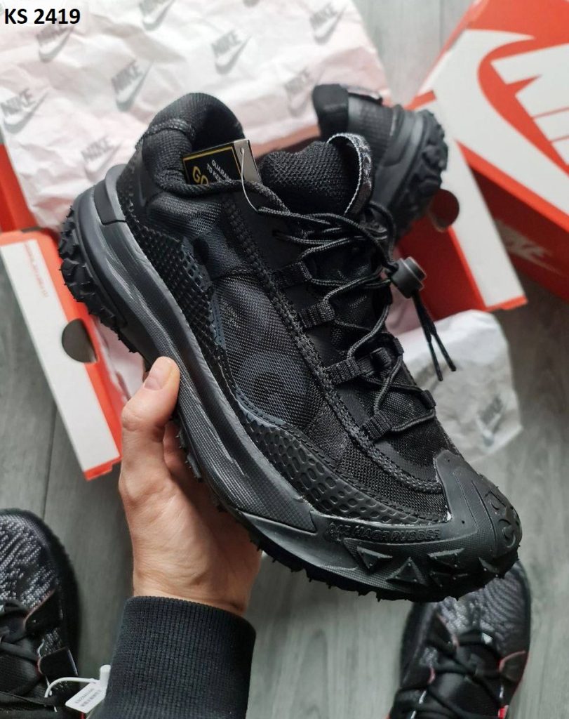 Кросівки Nike ACG Mountain Fly 2 Low Triple Black (чорні)